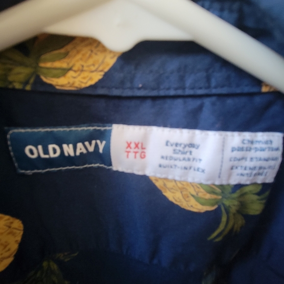 Short sleeve button down - Picture 2 of 2